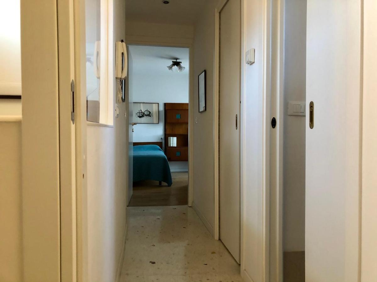 Venezia - Ca' D'oro: Bella Casa Con Terrazzi Venecia